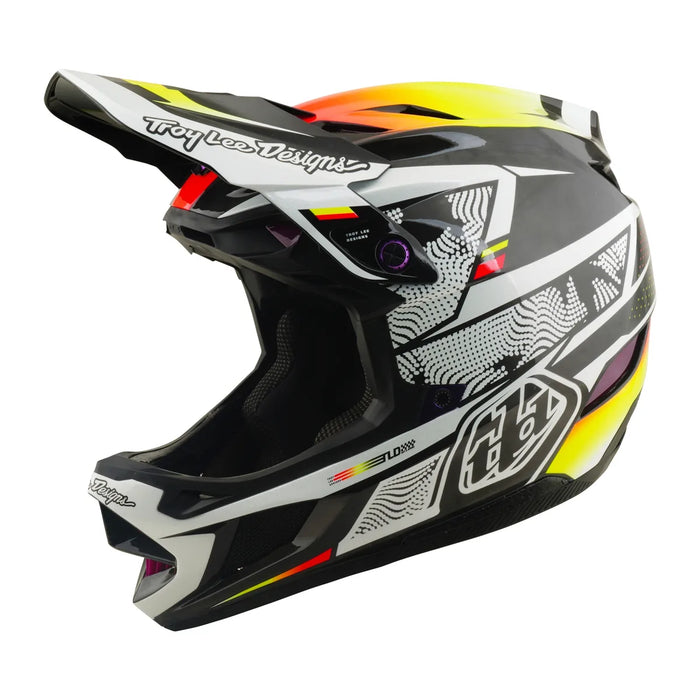 Casco TROY LEE DESIGNS D4 Carbon Lined up Black